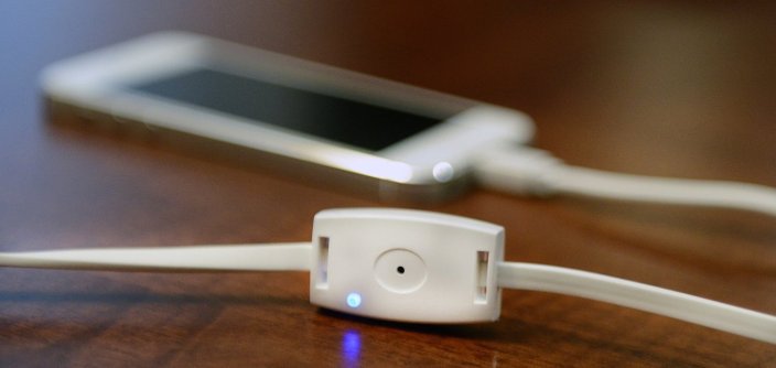 chargerleash-lightning-cable-iphone