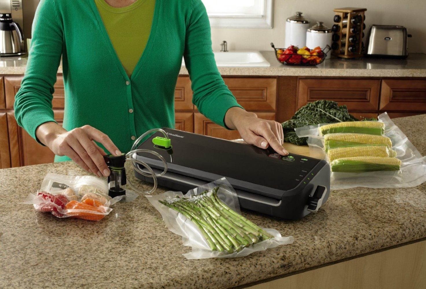 FoodSaver Vacuum Sealing System just $28 shipped (Refurb, Orig. $80