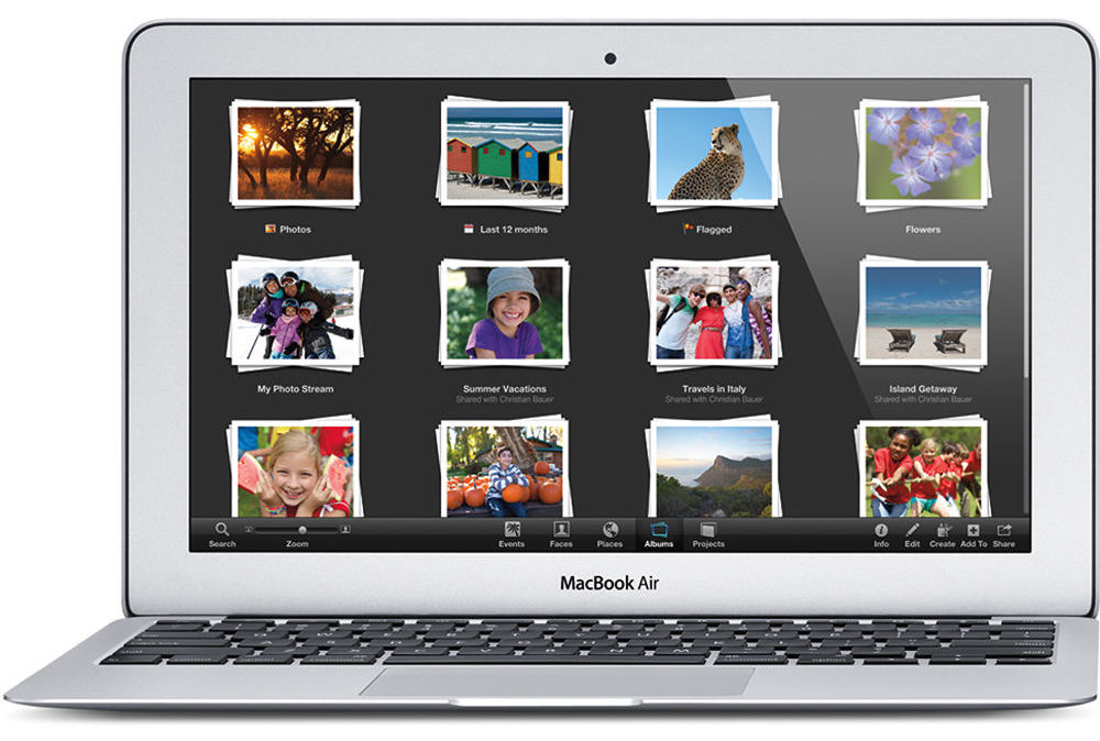 Apple 11.6-inch MacBook Air (mid 2013) 1.3GHz/4GB/256GB: $849