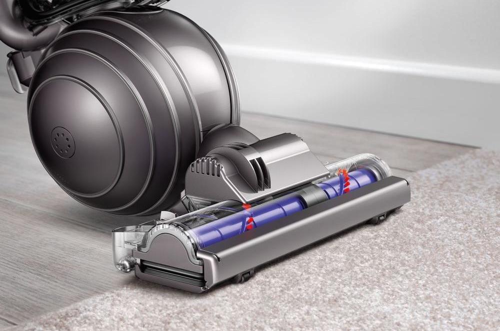 https://9to5toys.com/wp-content/uploads/sites/5/2015/03/dyson-dc65-silver-sale-01.jpg?w=1000&h=663&crop=1