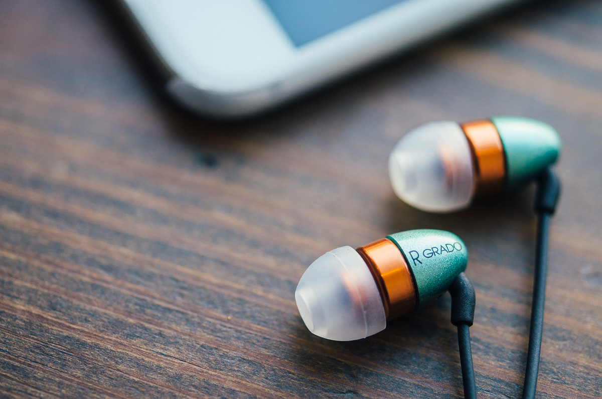 Small States Review: Grado's GR10e in-ear headphones hit every note, $299  giveaway