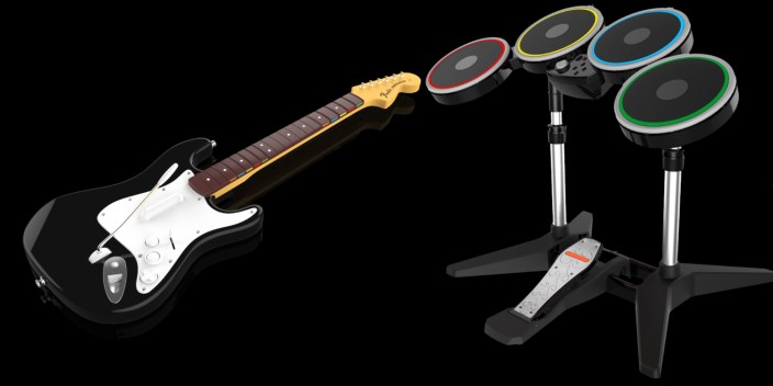 mad-catz-rock-band-4-controllers