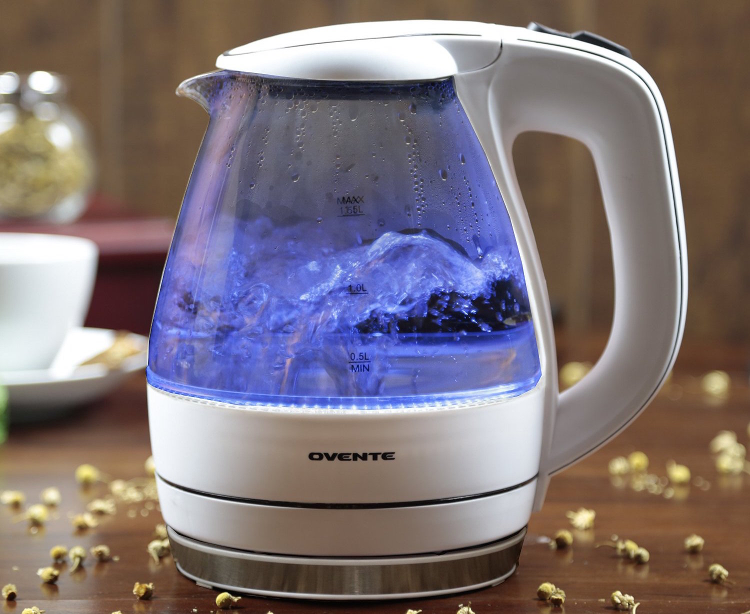 Home: Ovente glass electric kettle $24 (Orig. $30), more