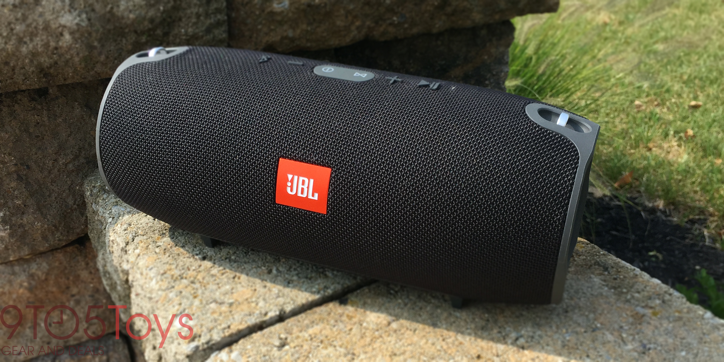 Review JBL's new Xtreme Bluetooth speaker goes big on sound and design
