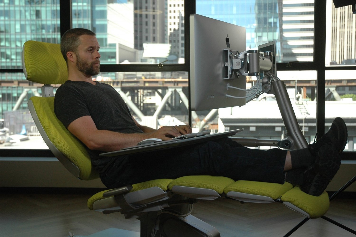 The Altwork Station cures the standing desk blues with its reclining design