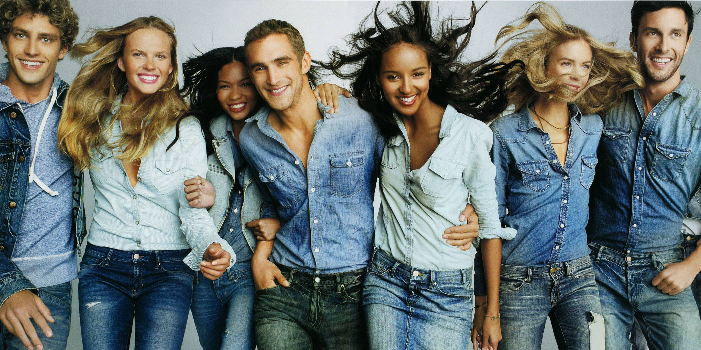 Реклама джинсов картинки