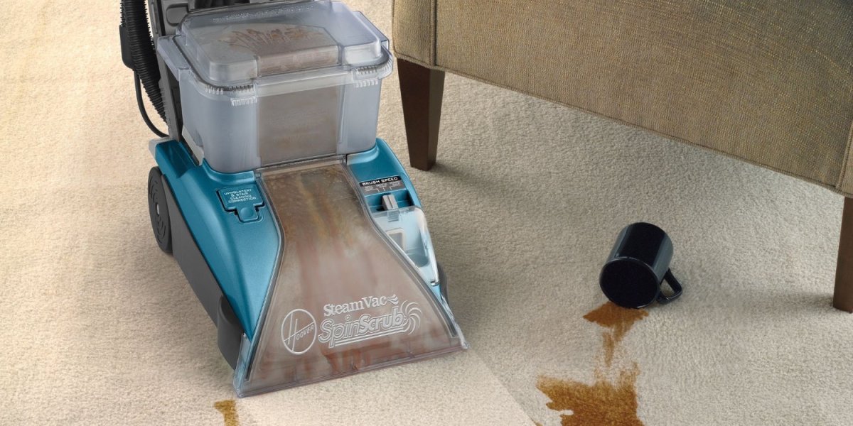 Save $90 on This Best-Selling Hoover Carpet Cleaner at