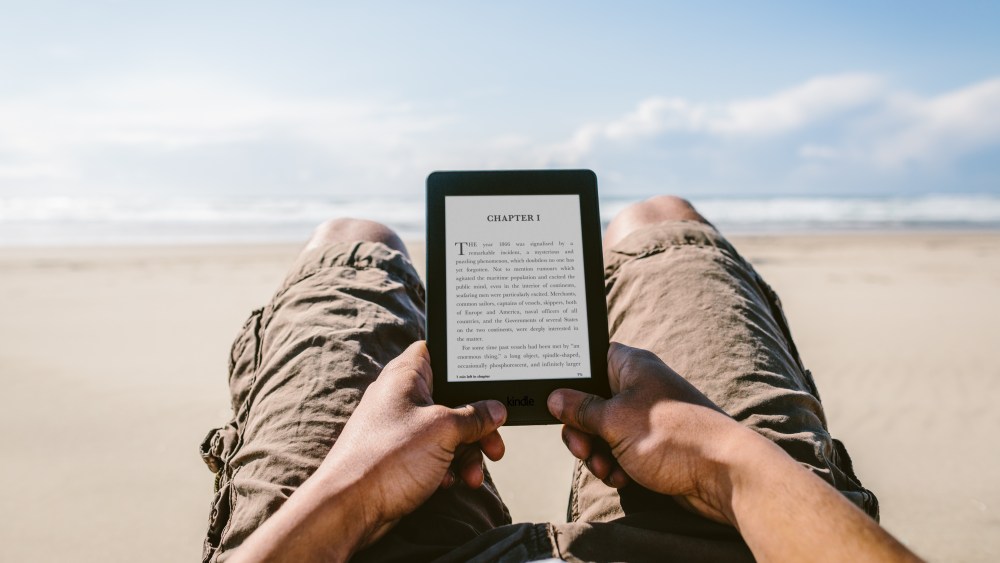 Kindle Paperwhite_Beach