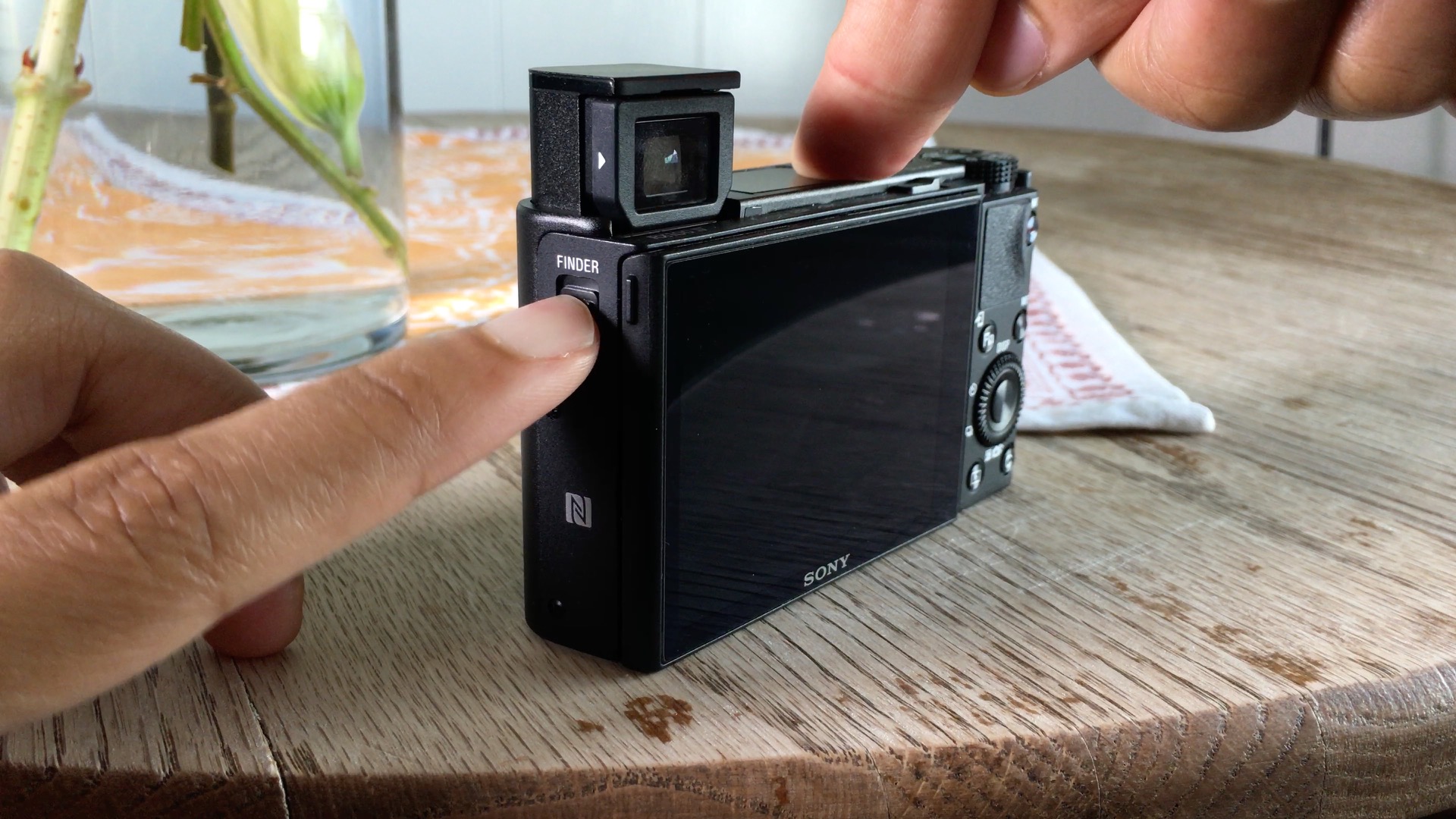 Why I still use a standalone camera: 6 Reasons why Sony's RX100 IV ...