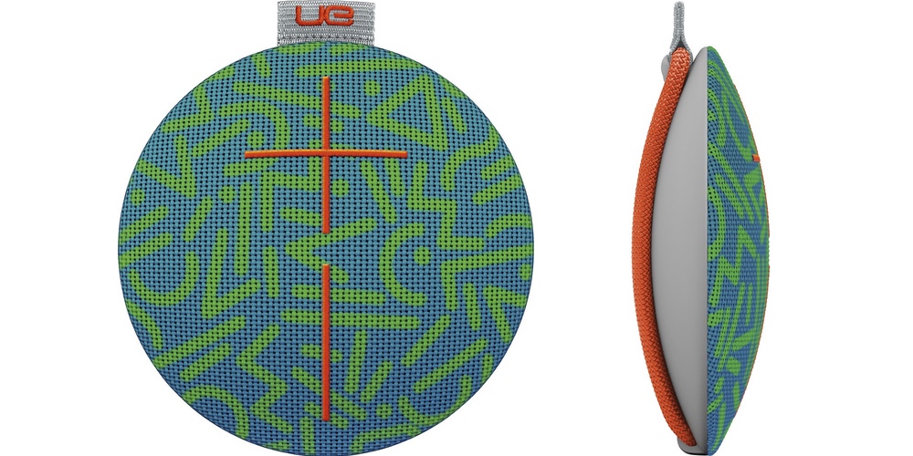 UE Roll 2 Portable Waterproof Bluetooth speaker in outlets Reef