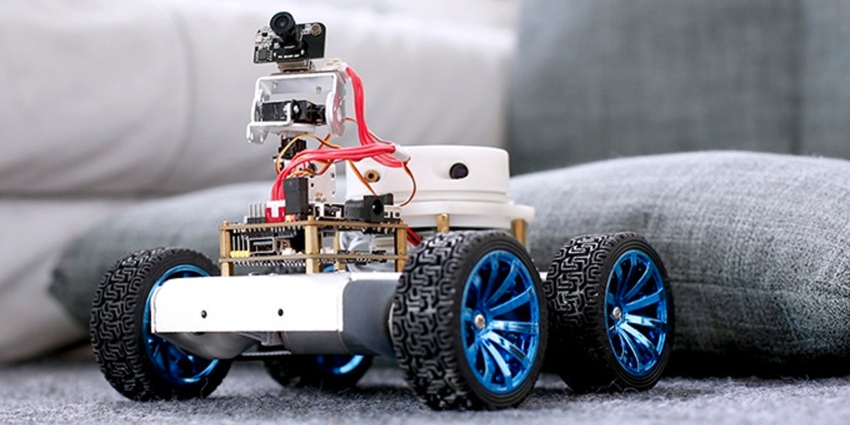 CrazyPi could be the first DIY robot that features IoT solutions