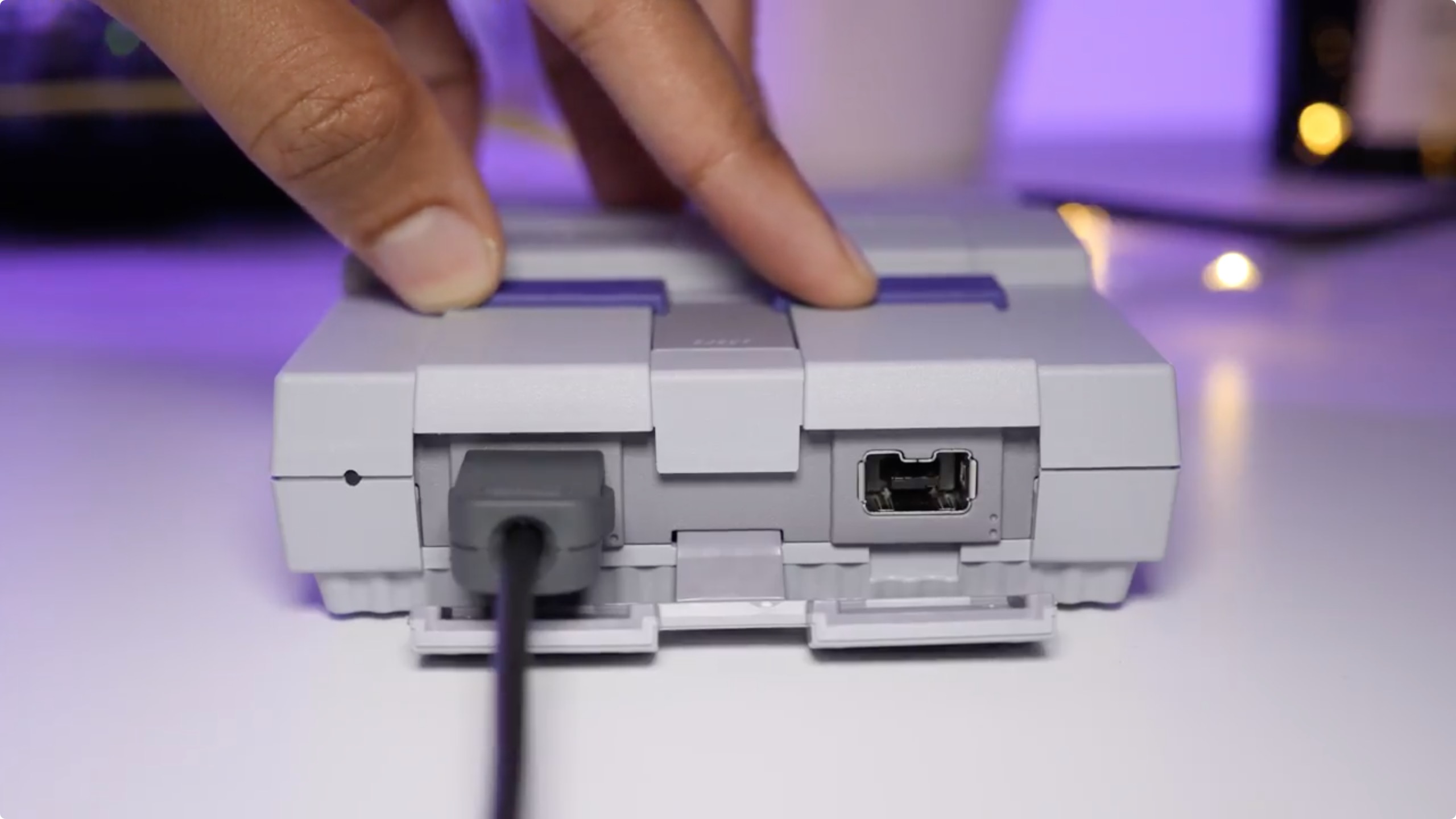 leder kunst Badekar How-to: Hack the SNES Classic Edition and add more games [Video]