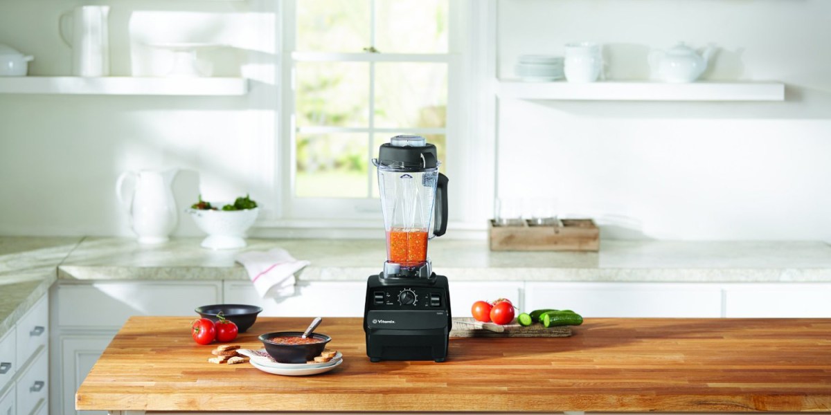 Vitamix 5200 Blender returns to Black Friday price at 300 (25 off)