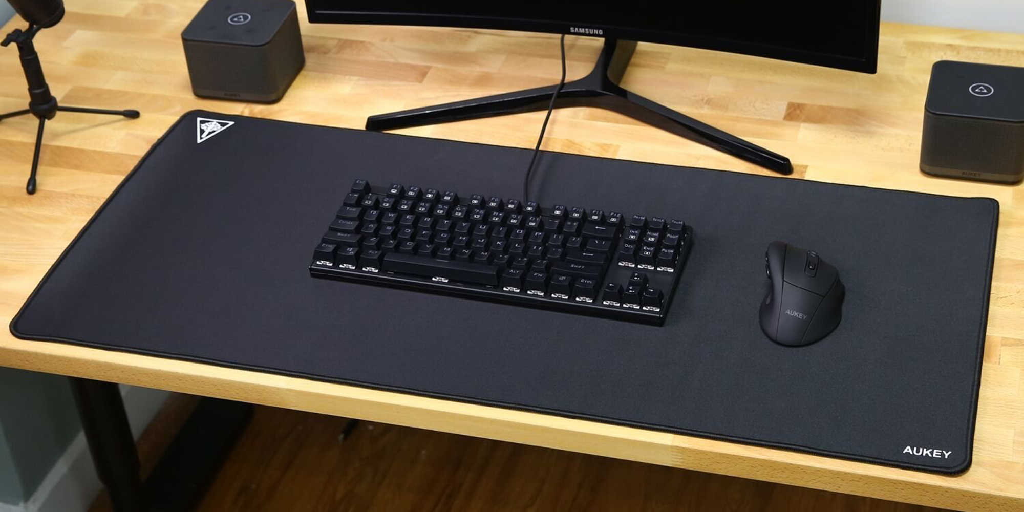 stap in Mysterieus Openlijk Aukey's XXL gaming mousepad gets a 40% price cut to $12 Prime shipped -  9to5Toys