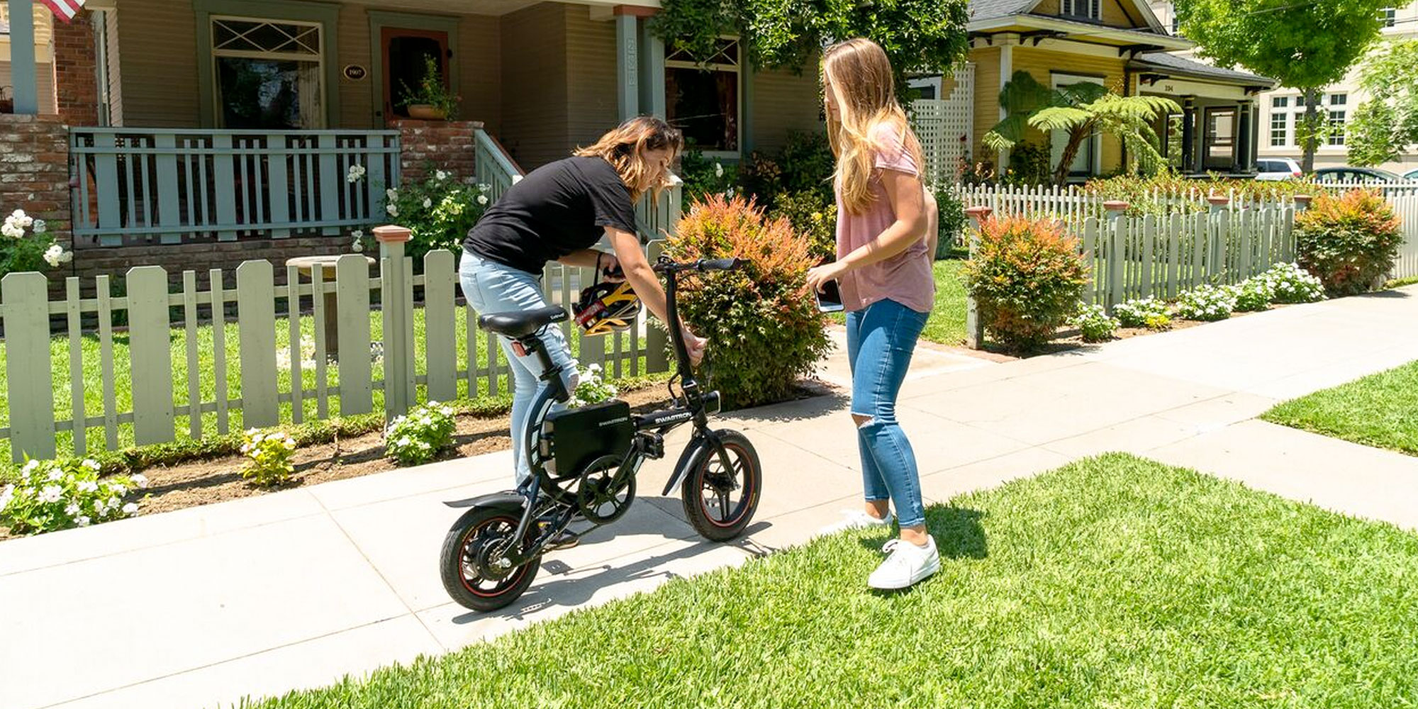 The SWAGTRON EB1 is a foldable eBike that can go over 12MPH for 7.5 miles