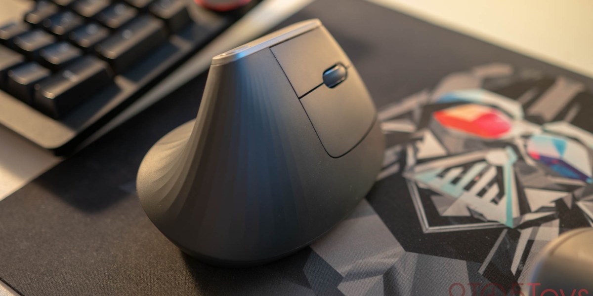Hands-on: Logitech's MX Vertical changed the way I look at mice