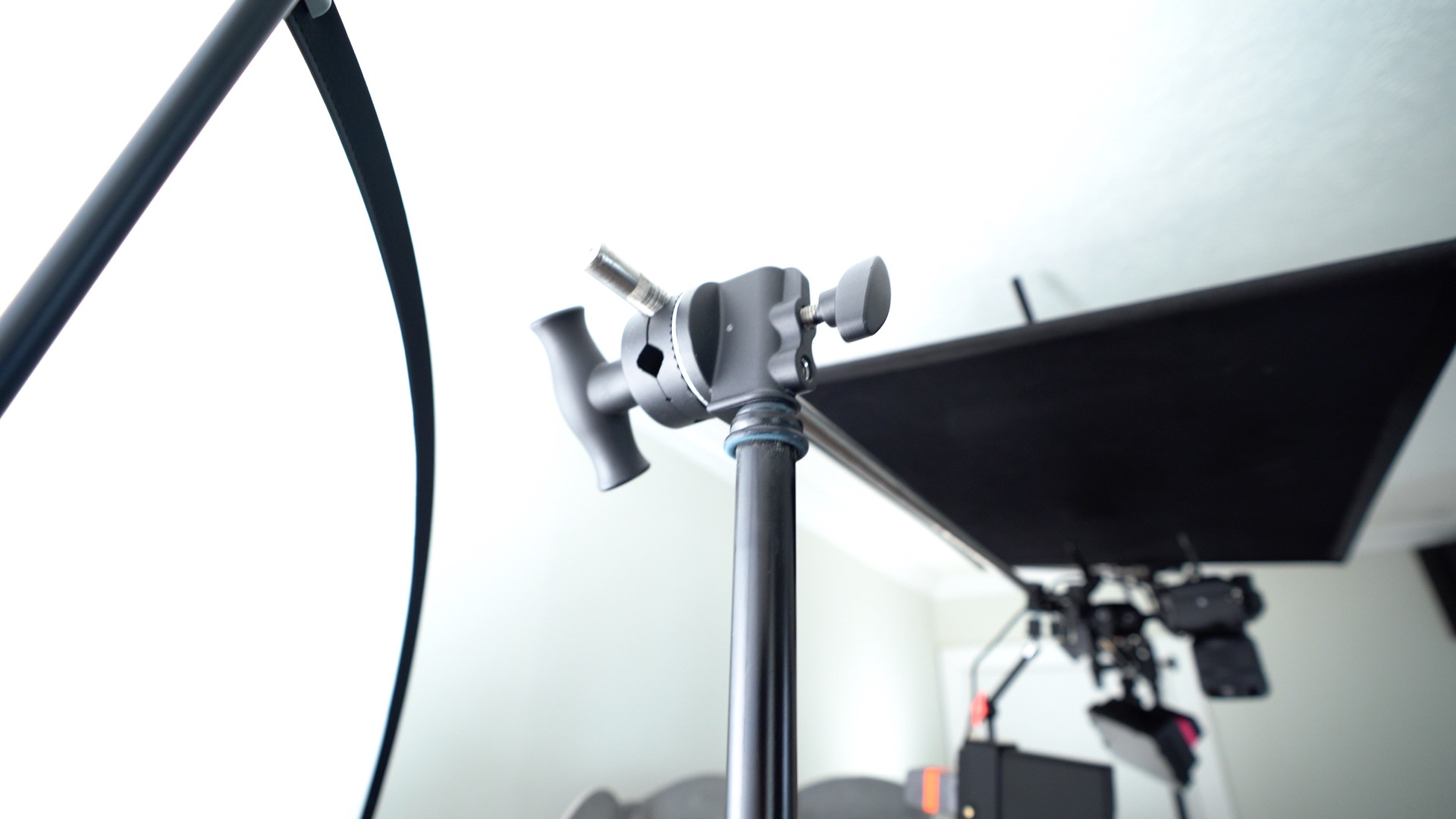 How to make an easy and flexible DIY overhead camera rig