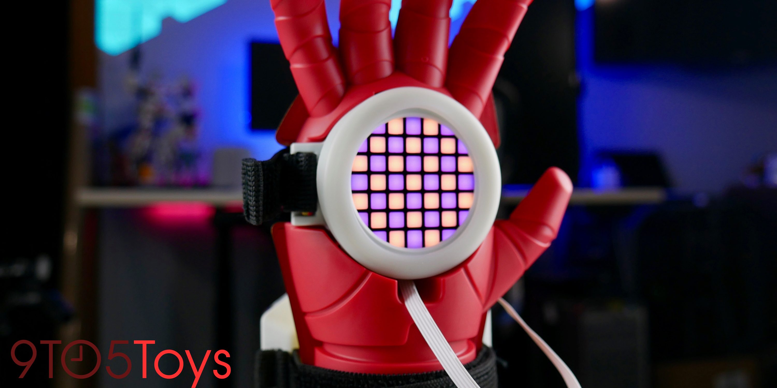 Handson w\/ littleBits’ Avengers Hero Inventor Kit: learning to code has never been this super 