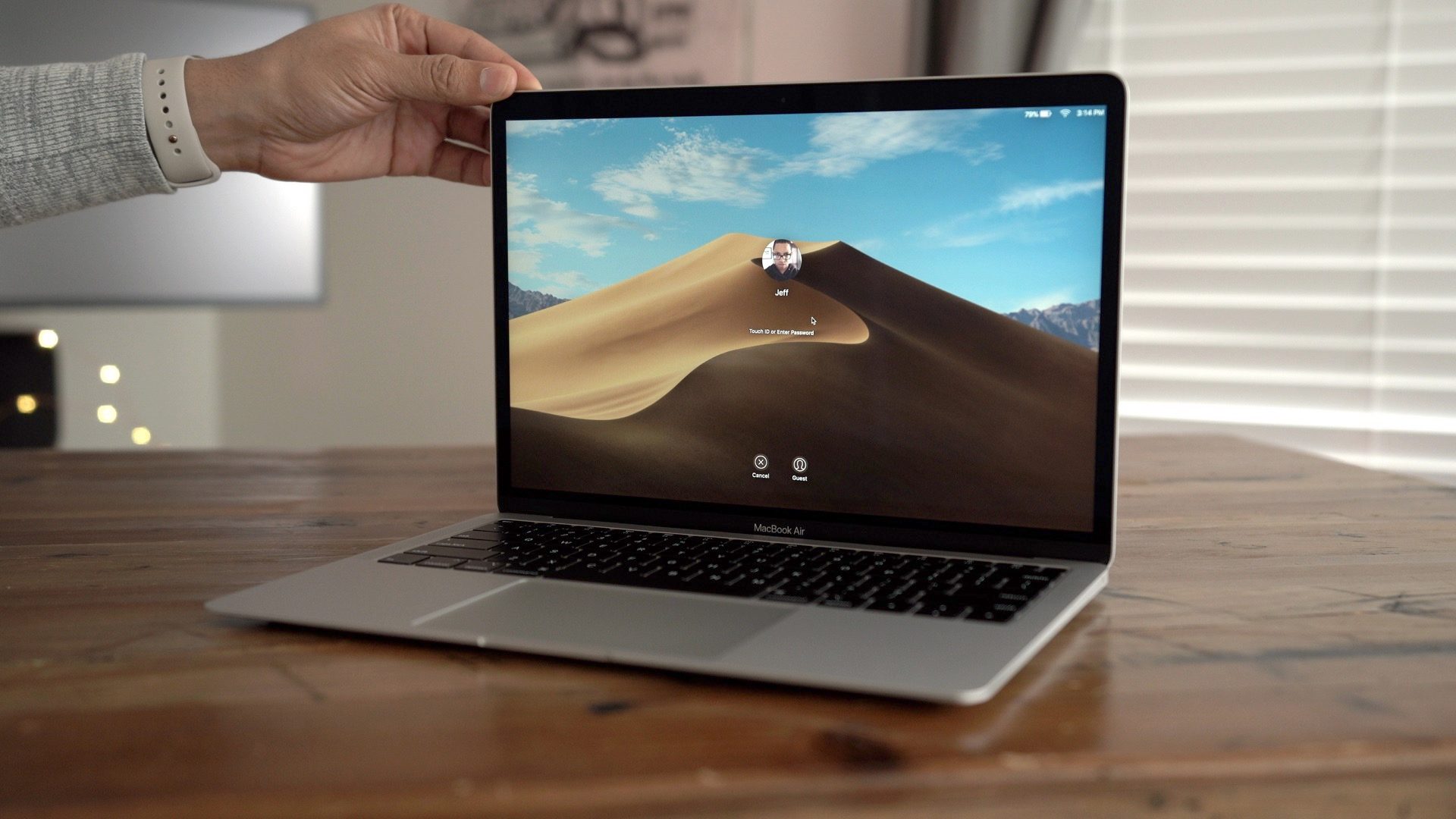 Apple's MacBook Air features two Thunderbolt 3 ports, Touch ID