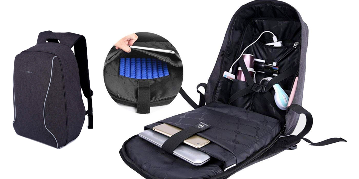Tote your MacBook to family gatherings in style with this 23 backpack