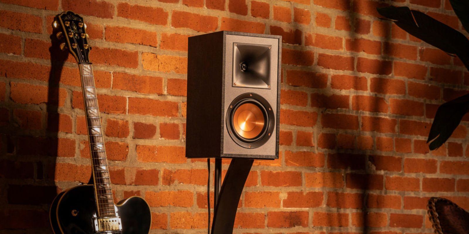 Save 50 On A Pair Of Klipsch Reference Bookshelf Speakers At 114
