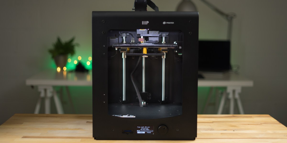 Monoprice Maker Ultimate 3D Printer Review: - set up and print