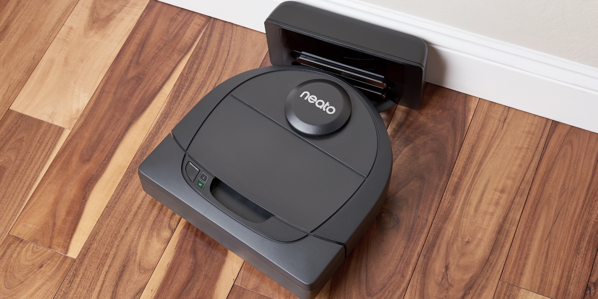 Neato's laserguided D4 Robotic Vacuum drops to 299 (25 off), more
