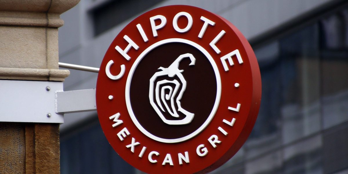 Don't pay full price at Chipotle 15 gift card for 10