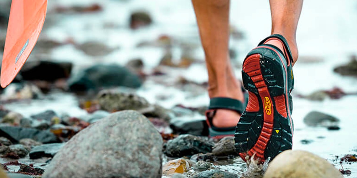 Carry Overdreven Chemie Best hiking sandals under $50: KEEN, Chaco, Teva, more - 9to5Toys