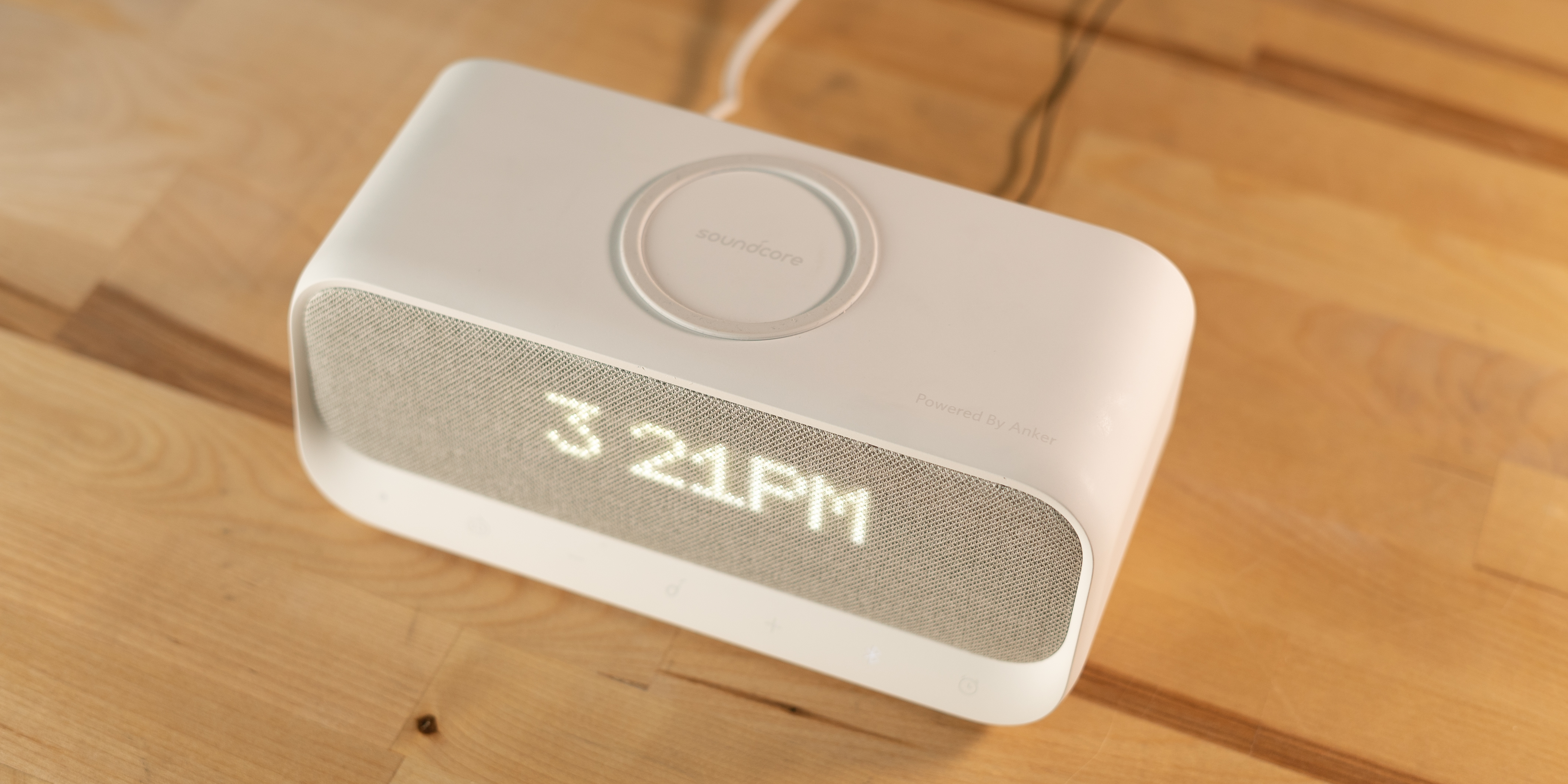 Anker Soundcore Wakey Review: Wireless charging smart alarm clock