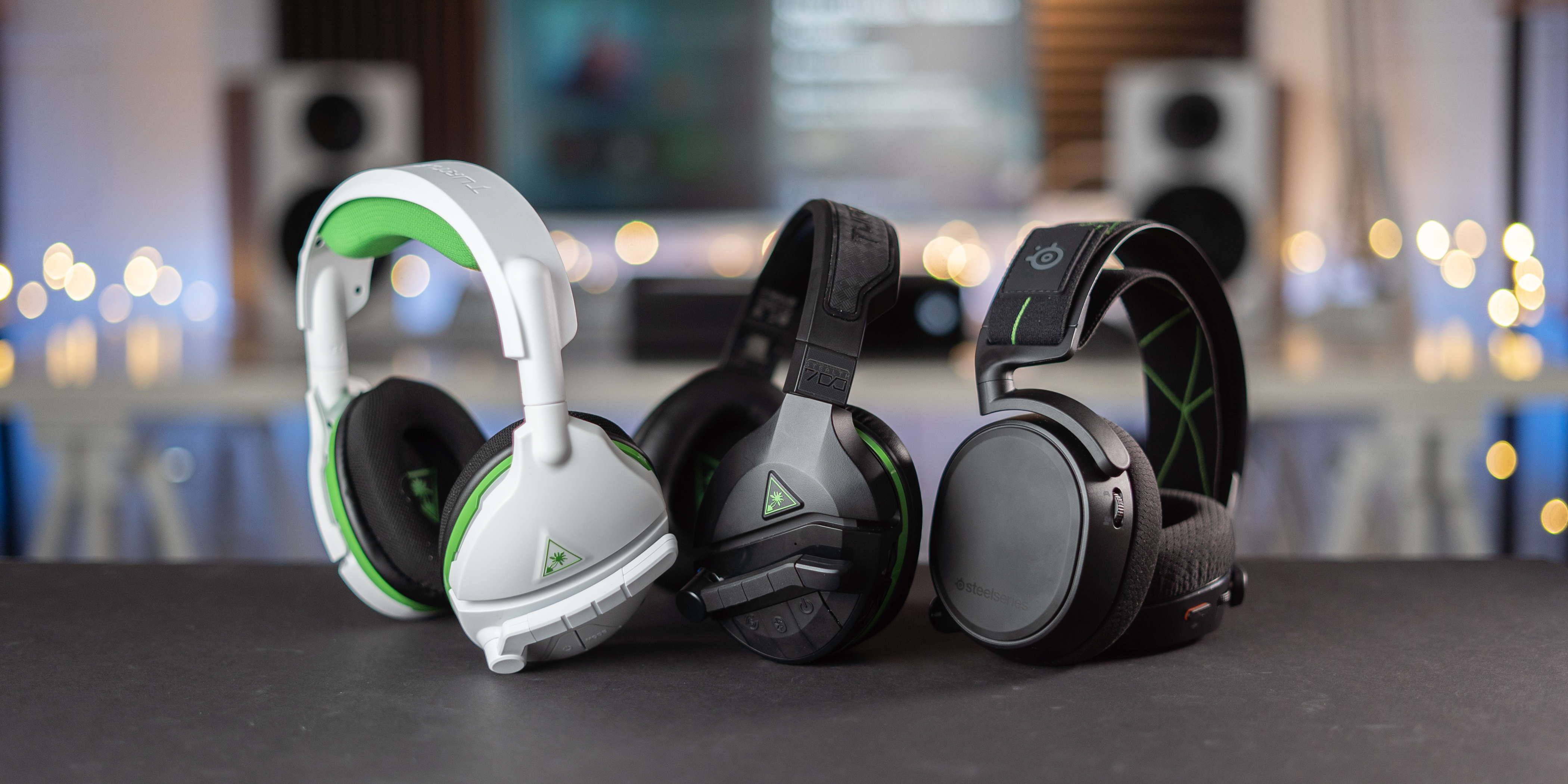 Stealth 600 and 700 vs. Arctis 9X: Wireless audio for Xbox One