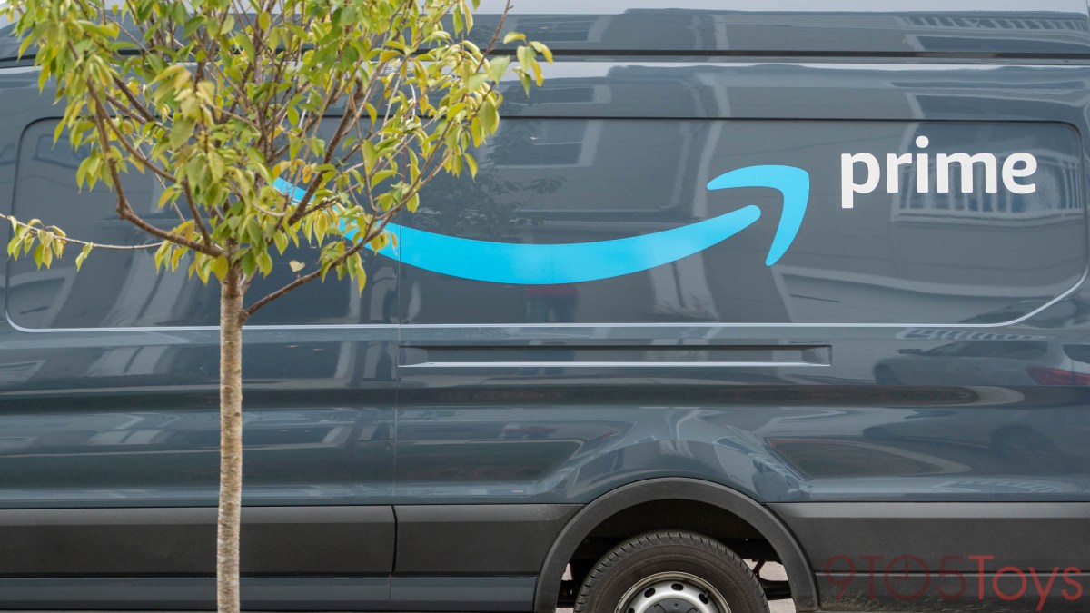 Amazon Prime shipping truck