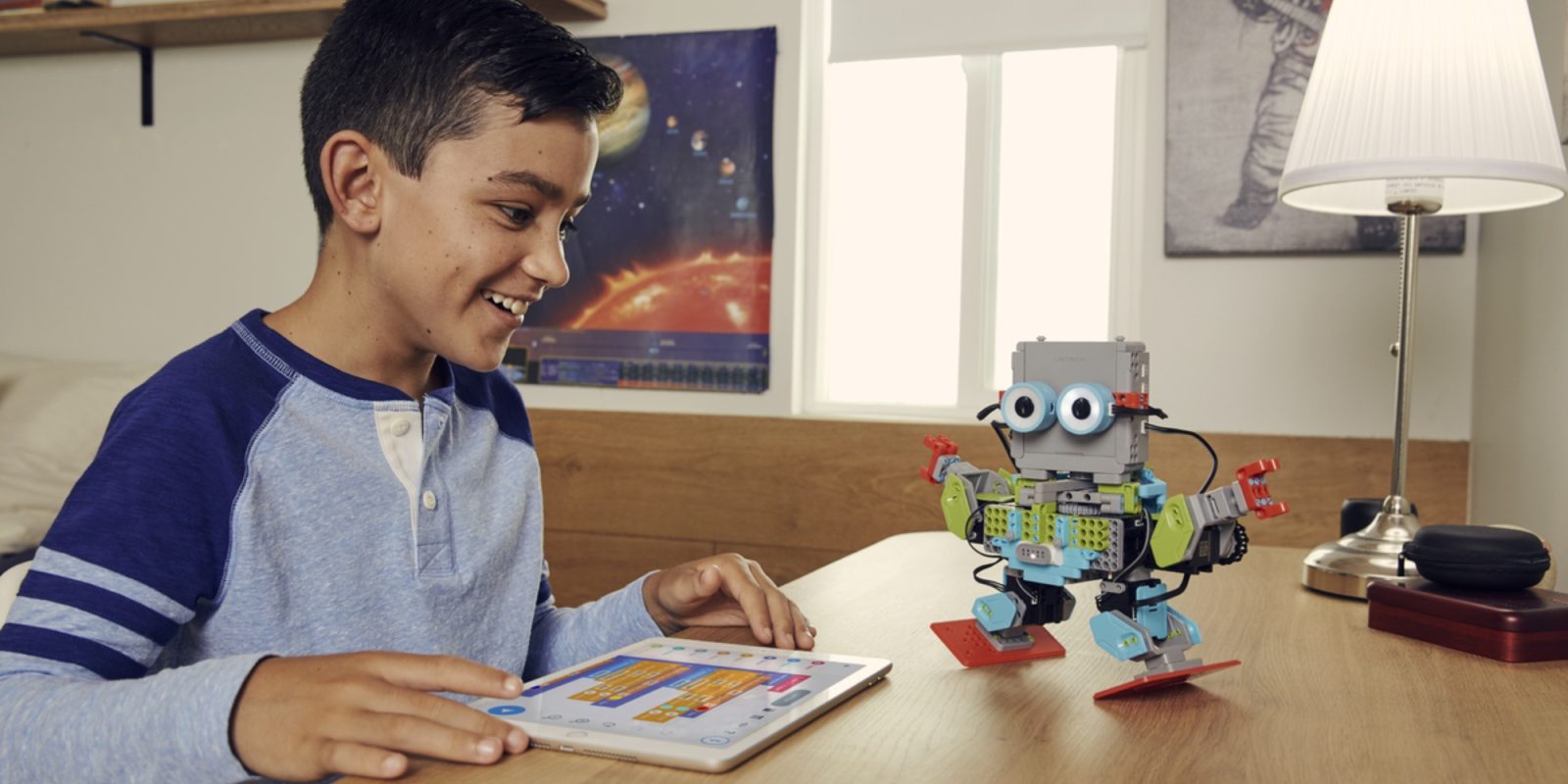 UBTECH MeeBot 2.0 robot