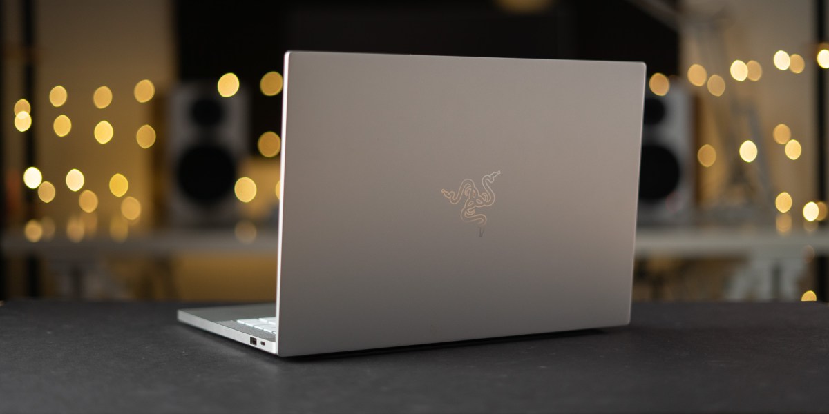 Razer Blade Stealth 13 Mercury White Review