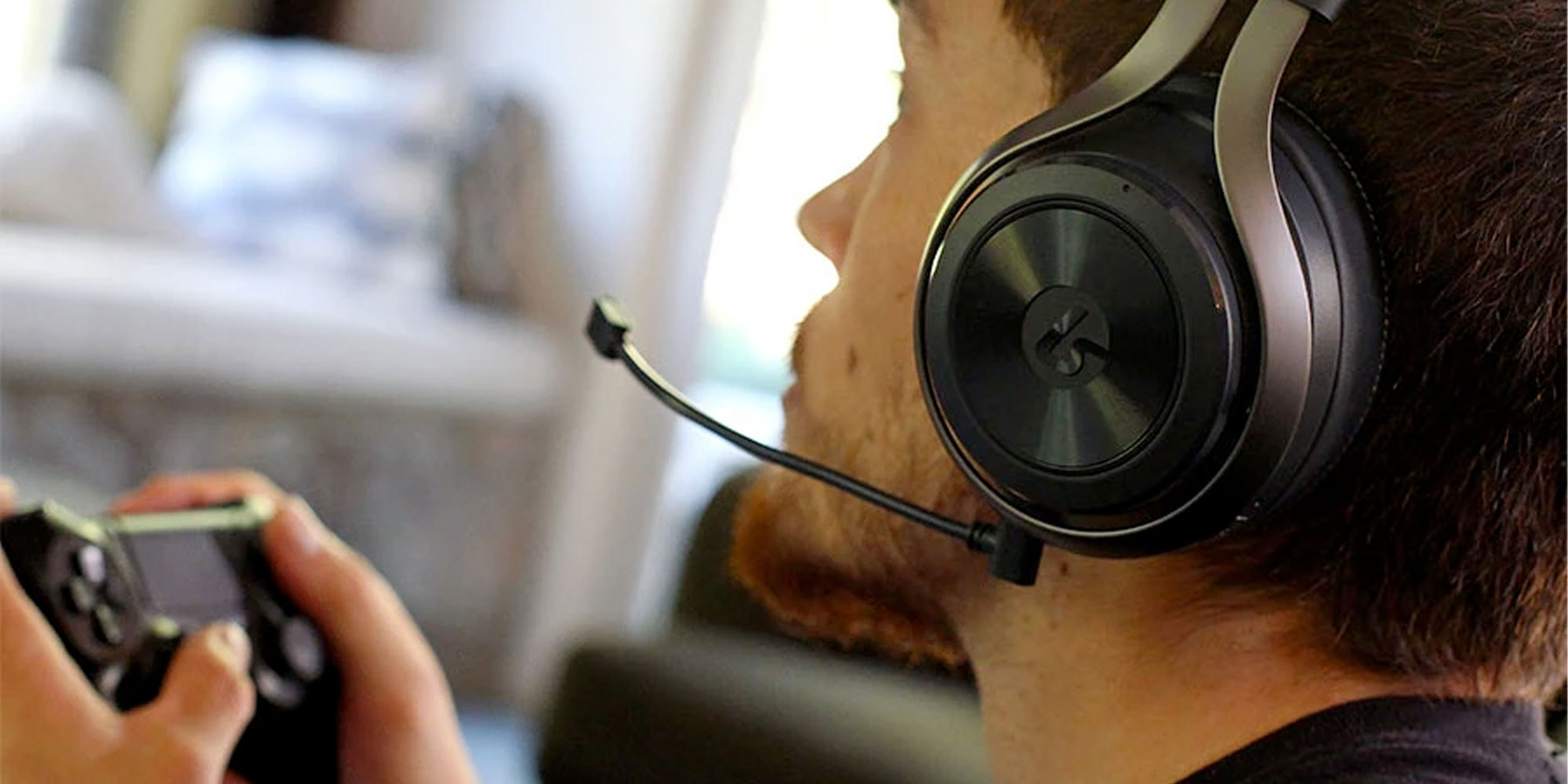 LucidSound's wireless PS4 headset hits an all-time low of $118