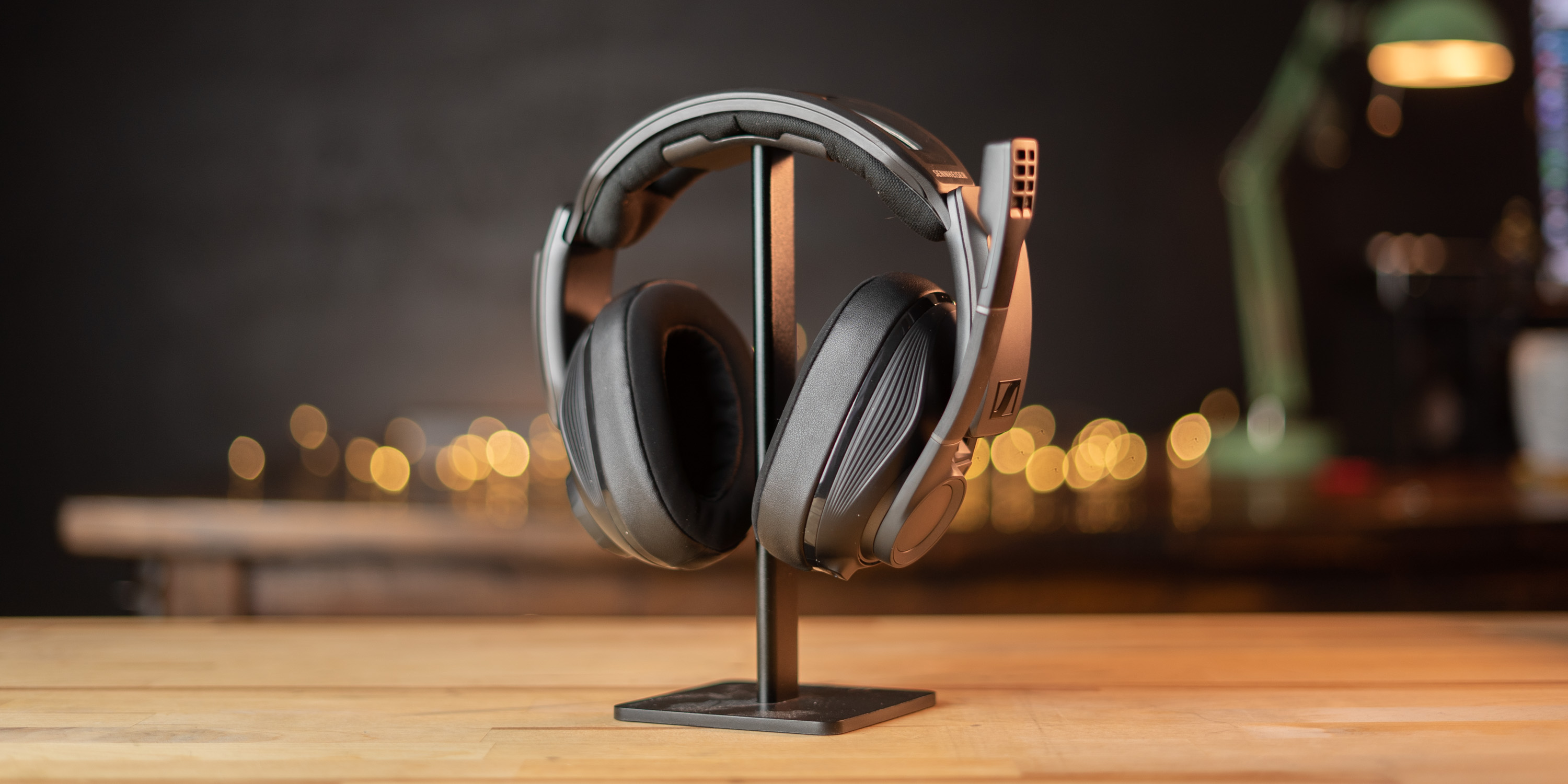 Sennheiser gsp 670 vs corsair online virtuoso