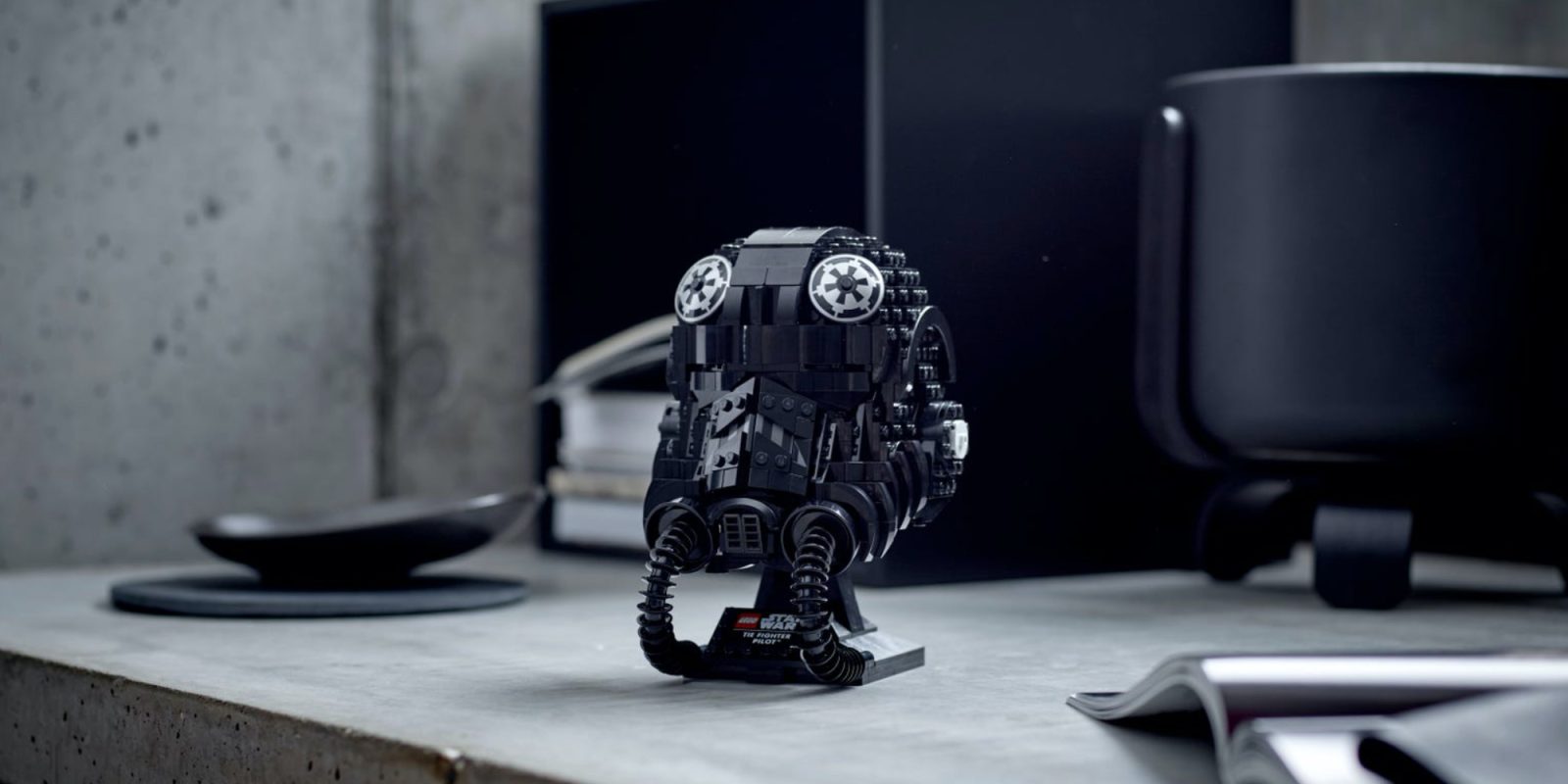 LEGO Star Wars helmets are now available for pre-order - 9to5Toys