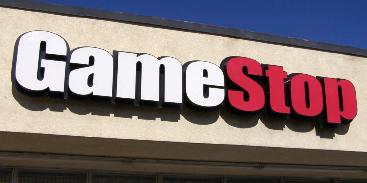 GameStop will not close retail locations