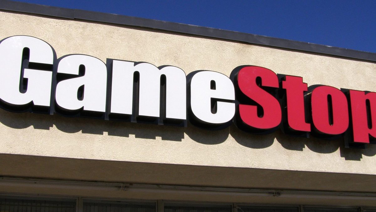 GameStop will not close retail locations