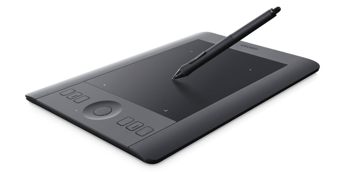 Intuos Pro drawing tablets work with Mac/PC from