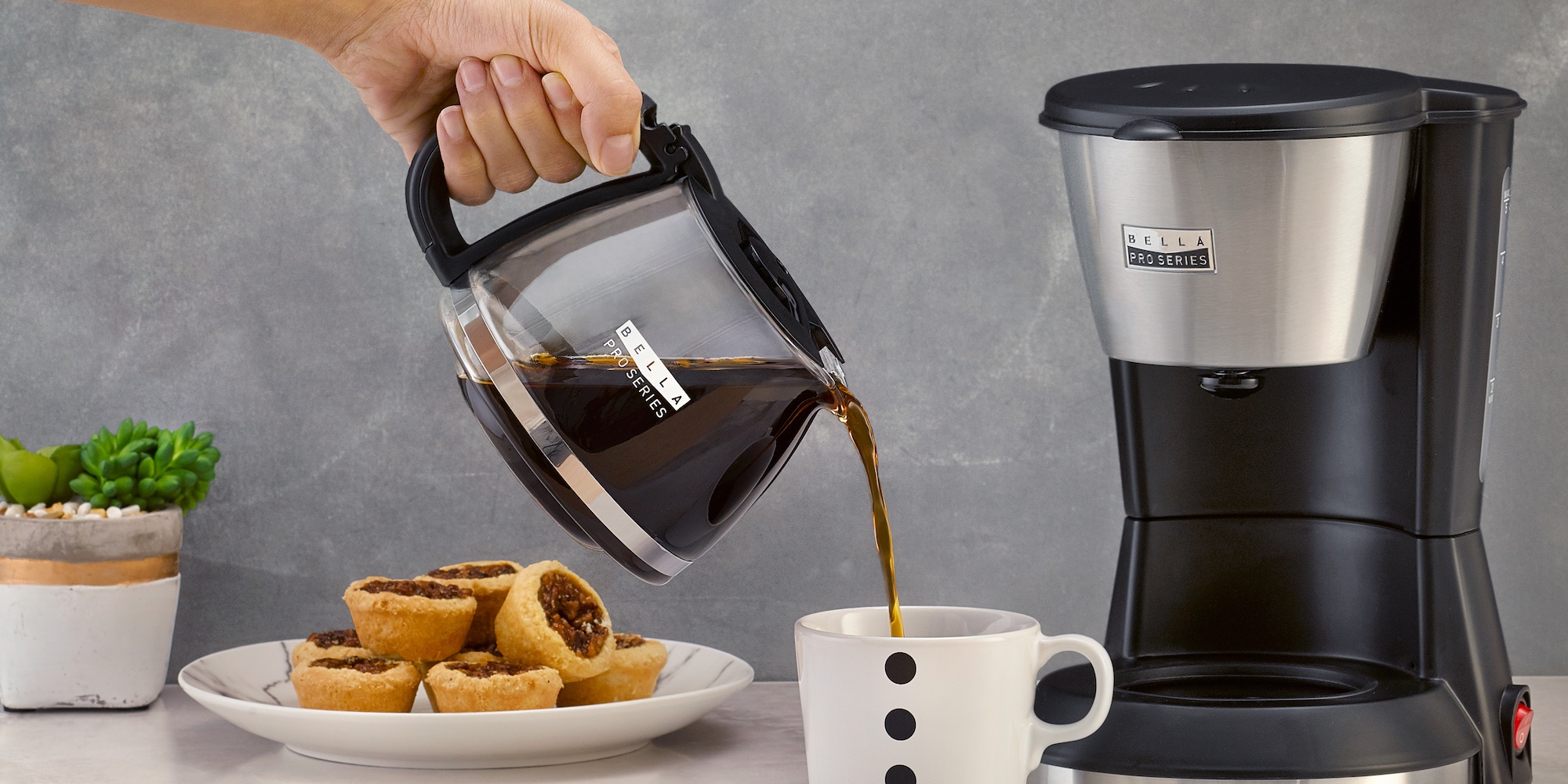 Bella's 5-Cup Coffeemaker with brew pause is 50% off for today only at $15