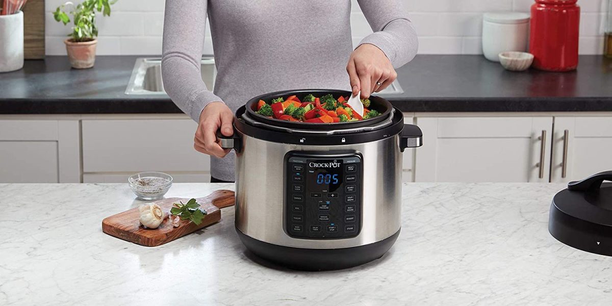 CrockPot's 8qt. 1pot meal solution multicooker drops to 50 (Reg. 70+)