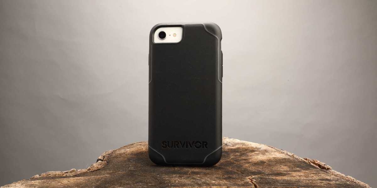 Griffin Survivor iPhone SE case