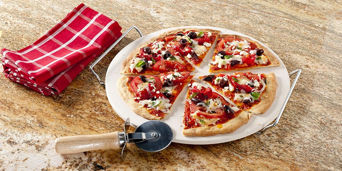 https://9to5toys.com/wp-content/uploads/sites/5/2020/06/pizza-stone-nordic-ware.jpg?w=1200&h=600&crop=1