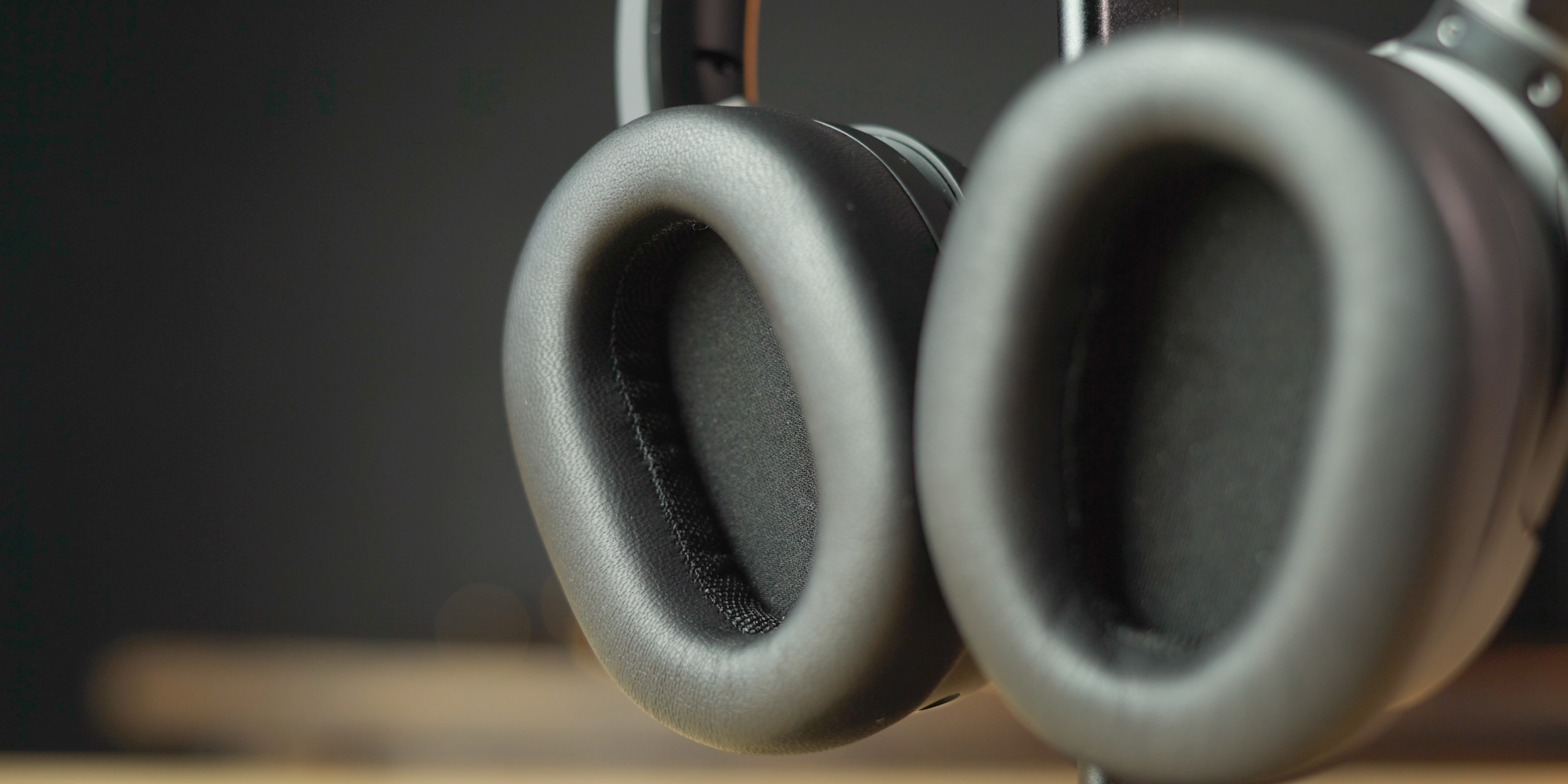 The earpads on the Audeze LCD-1 are comfortable for long listening sessions.