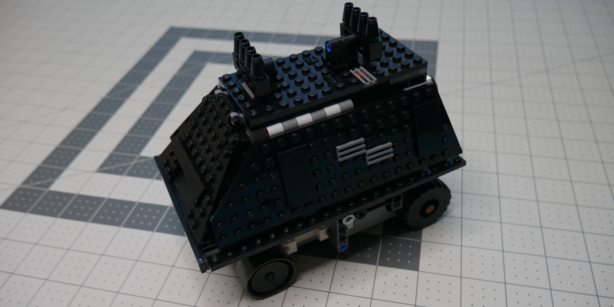 LEGO Droid Commander review