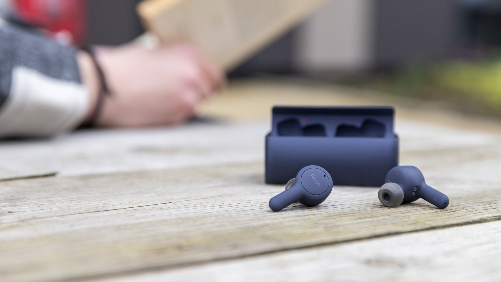 RHA TrueConnect 2 wireless earbuds have a 44-hour battery - 9to5Toys