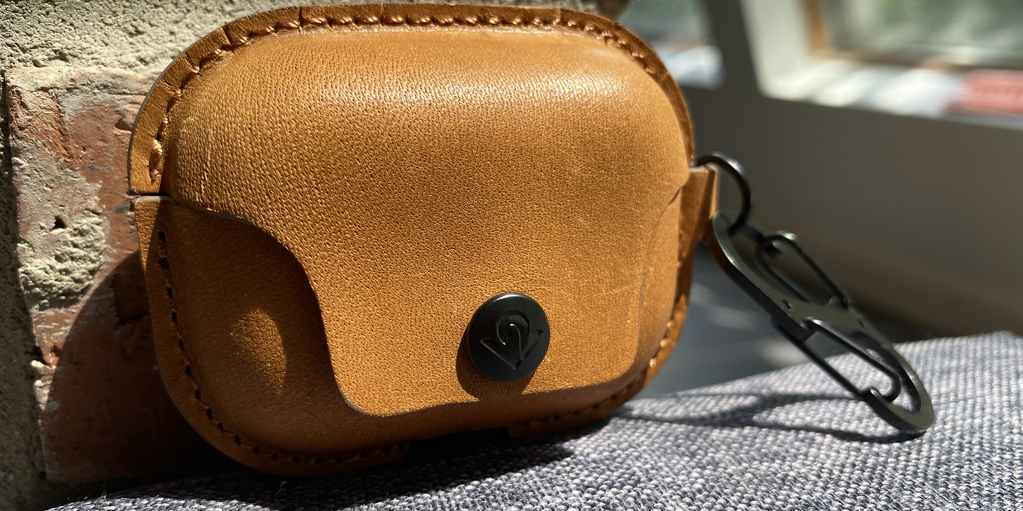 Tested: Twelve South AirSnap Pro is a leather AirPods case - 9to5Toys