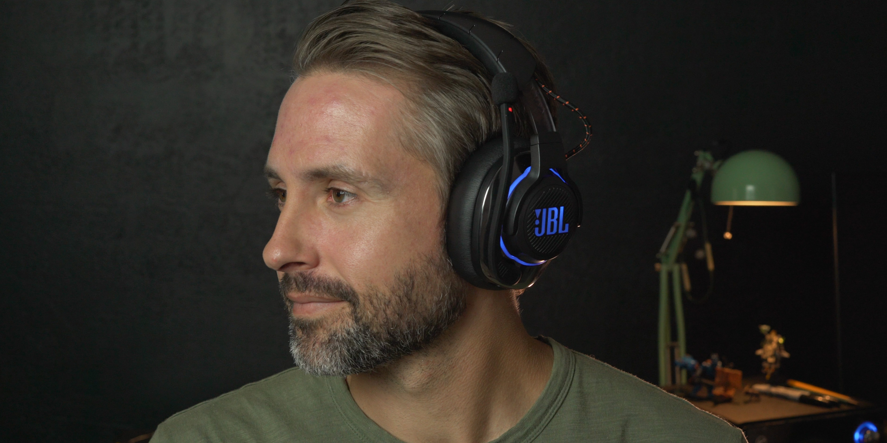 JBL Quantum 800 Review Wireless ANC and glorious RGB