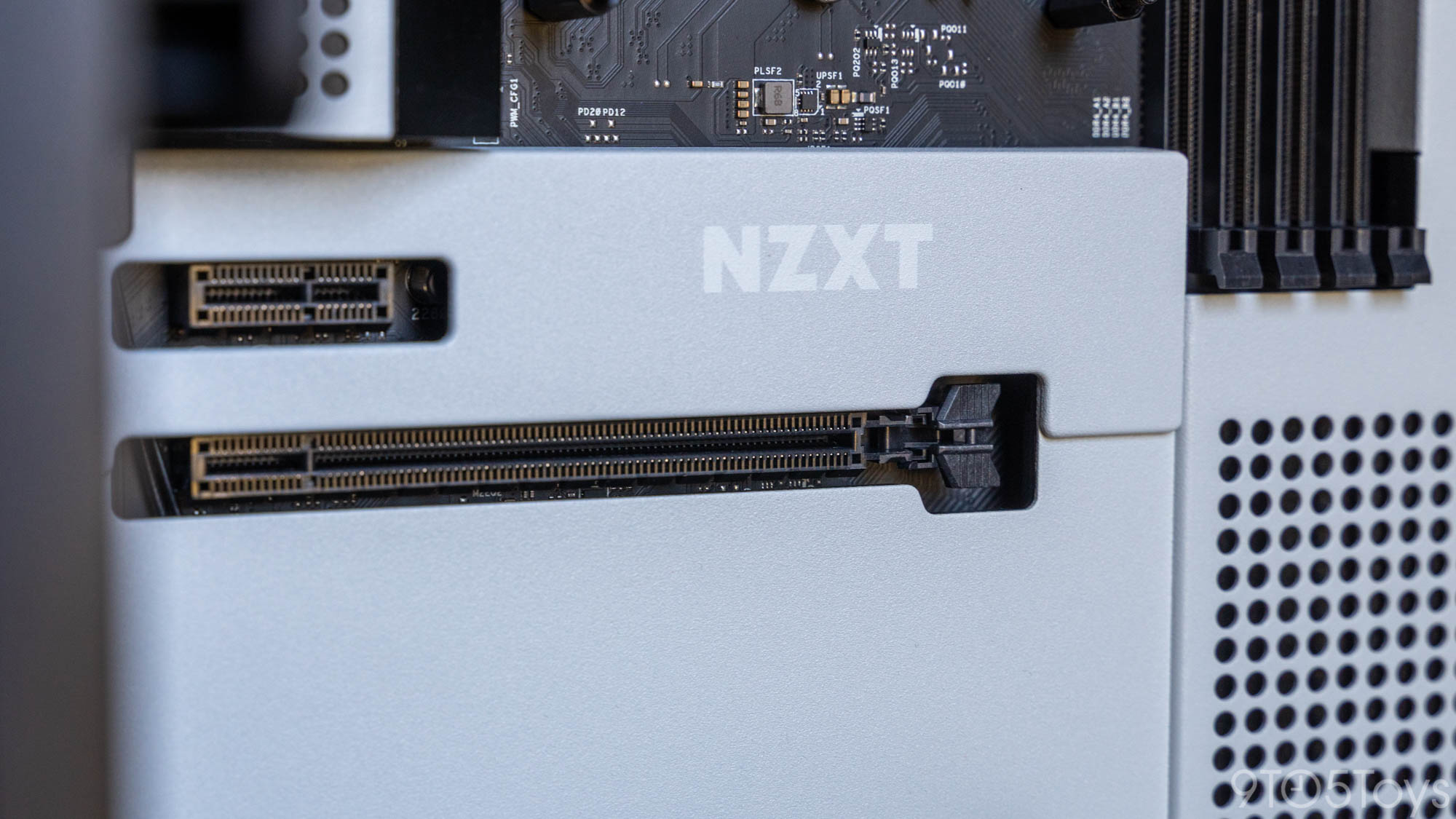 NZXT N7 Z490 has a premium design + 10th gen Intel support - 9to5Toys
